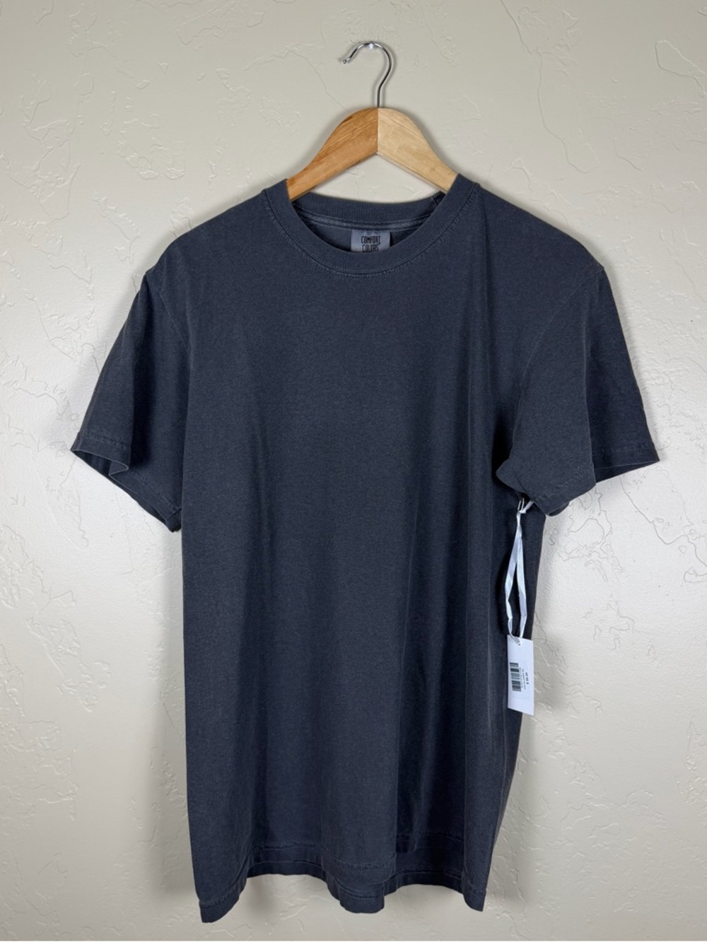 Katiedid Women’s Graphic Gray Tee "This Ain't My First Rodeo" Size Medium NWT - Picture 4 of 7